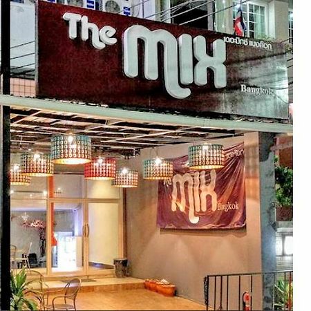 The Mix Bangkok - Silom Hotel Exterior foto